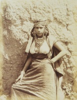 002.     N. D. PHOT. (NEURDEIN Brothers, ETIENNE and LOUIS ANTONIN) : Types Algeriens. Femme de Tribu des Ouled Nails. [Types Algerians. Young woman from the tribe of the Ouled Nâhils], cca. 1880.