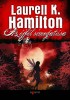 Hamilton, Laurell K. : Az éjfél simogatása