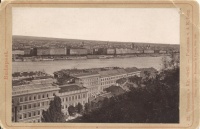 [Budapesti látkép] Panoráma a Kir. vártól. - Panorama v. d. K. Burg. Fotó.
