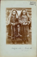 190.    JANKÓ, JÁNOS (ethnographer) : Ostyak women. Middle-Ob. 1898. 