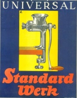 Universal Standard Werk (húsdaráló reklámkarton)